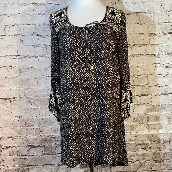 BILLABONG DRESS - Picture 4 of 13